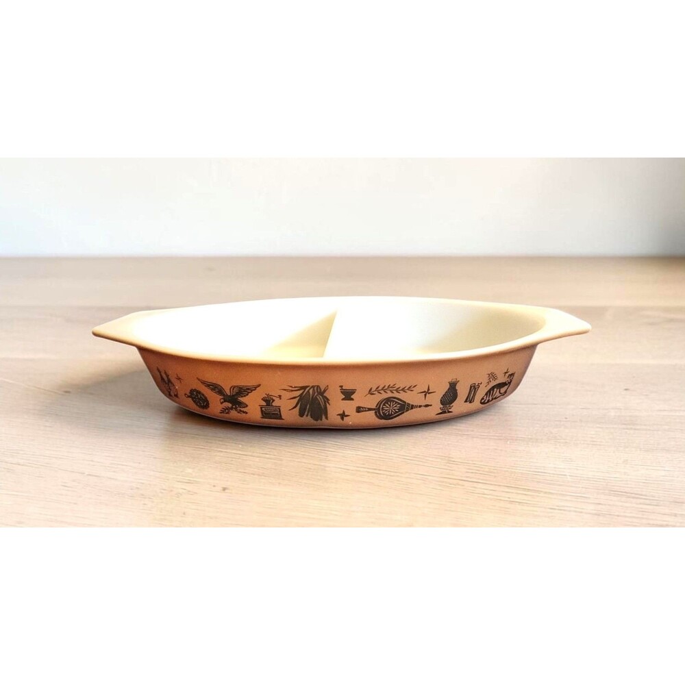 Pyrex Early American Divided Dish 1 1/2qt. Brown w/ Gold Accents White Interior